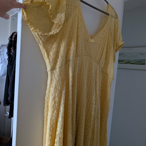 Betsey Johnson X TORRID ElYellow Lace Dress - Picture 3 of 5